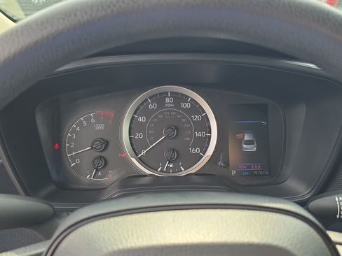 Used 2022 Toyota Corolla LE FWD image 30