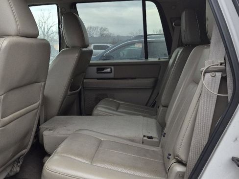 Used 2013 Ford Expedition Limited image 7