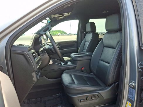 Used 2024 Chevrolet Tahoe LT AWD/4WD image 14