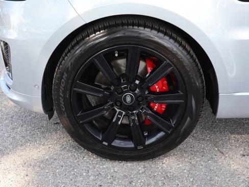 Used 2021 Land Rover Range Rover Sport HST image 13