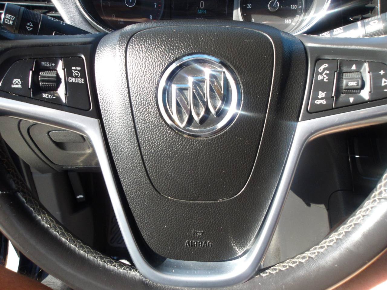 Used 2021 Buick Encore Preferred AWD/4WD image 20