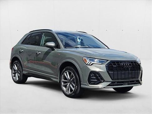 New 2025 Audi Q3 2.0T Premium image 7