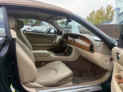 Used 2001 Jaguar XK8 Convertible RWD image 12