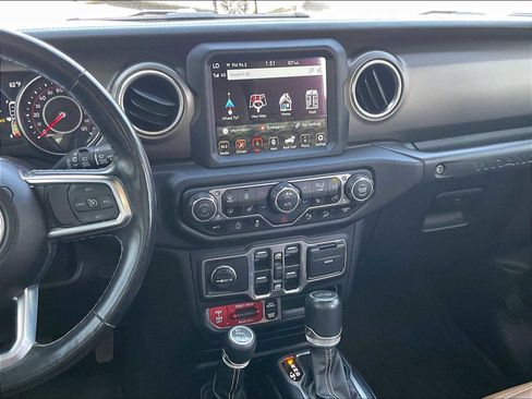 Used 2021 Jeep Wrangler Unlimited Rubicon AWD/4WD image 9