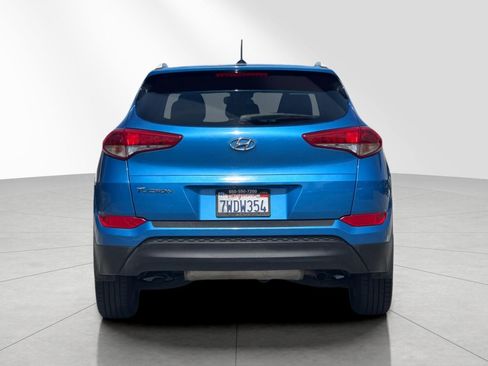 Used 2016 Hyundai Tucson SE w/ Option Group 02 FWD image 5
