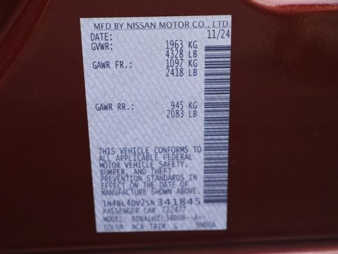 Used 2025 Nissan Altima 2.5 SV FWD image 35
