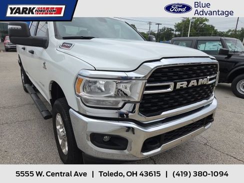 Used 2023 RAM 2500 Big Horn w/ Level 1 Equipment Group AWD/4WD image 1