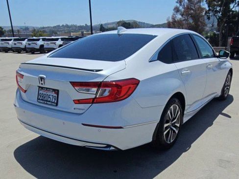 Used 2022 Honda Accord EX-L image 8