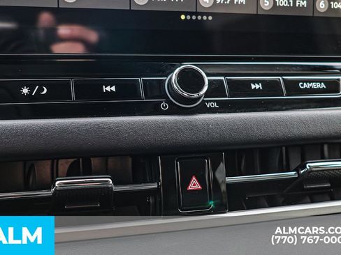 Used 2025 Mitsubishi Outlander SE image 45