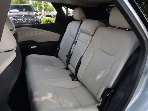 Used 2024 Lexus RX 350 w/ Convenience Package AWD/4WD image 37
