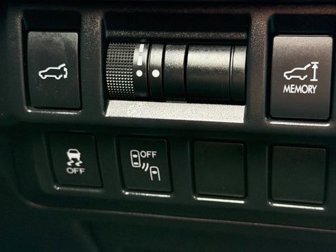 Used 2016 Subaru Outback 2.5i Limited image 27