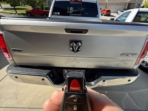 Used 2014 RAM 2500 Laramie AWD/4WD image 7