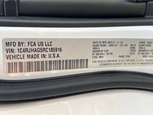 Certified 2024 Jeep Grand Cherokee Altitude AWD/4WD image 49