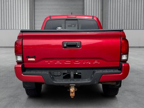 Used 2019 Toyota Tacoma SR w/ SX Package AWD/4WD image 10