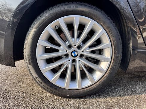 Certified 2022 BMW 530i xDrive 530i xDrive w/ Premium Package image 13