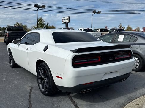 Used 2020 Dodge Challenger SXT w/ Blacktop Package image 3