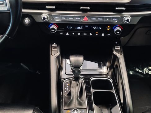 Used 2023 Kia Telluride S AWD/4WD image 24