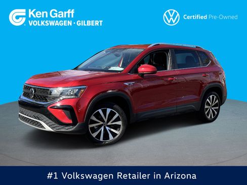 Certified 2022 Volkswagen Taos SE w/ Panoramic Sunroof Package image 1