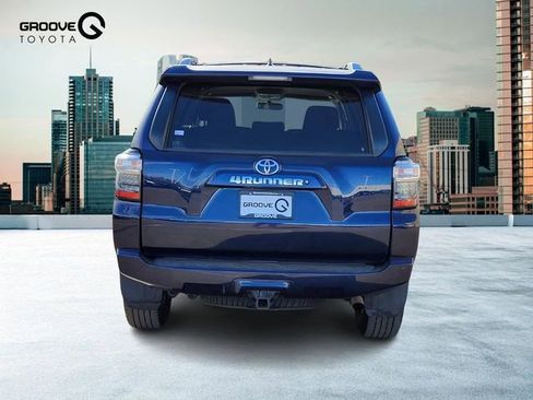 Used 2016 Toyota 4Runner SR5 image 5