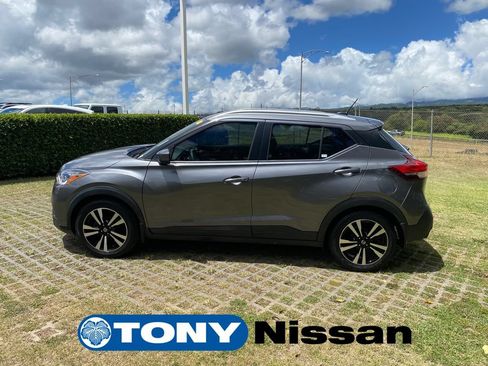 Used 2018 Nissan Kicks SV FWD image 22