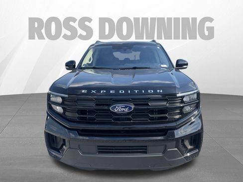 Used 2025 Ford Expedition Max Active AWD/4WD image 2