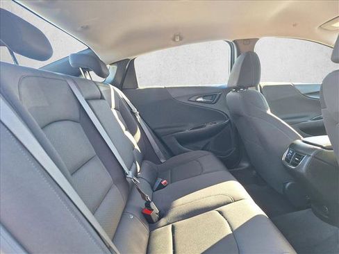Used 2024 Chevrolet Malibu LT image 18
