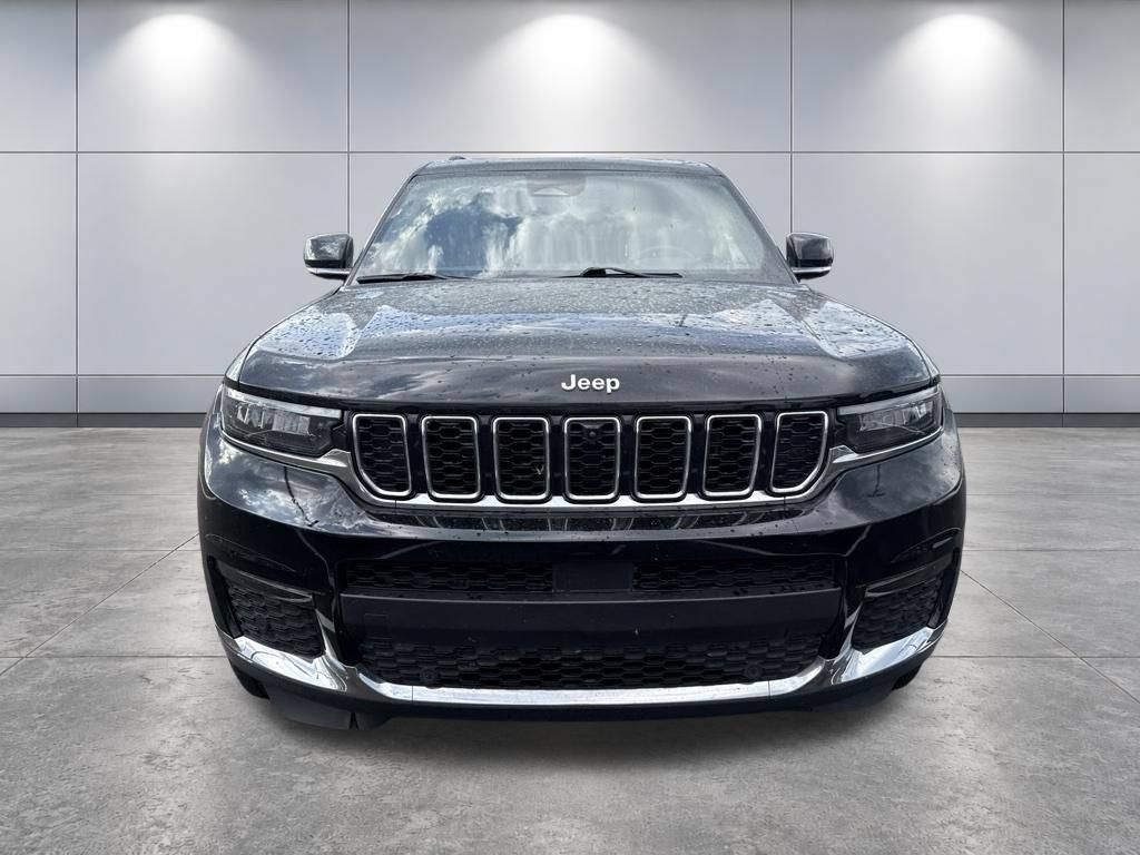 Used 2024 Jeep Grand Cherokee L Limited w/ Luxury Tech Group II AWD/4WD image 32