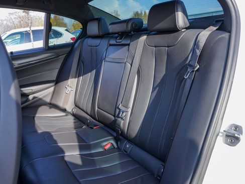 Used 2018 BMW M5 image 35