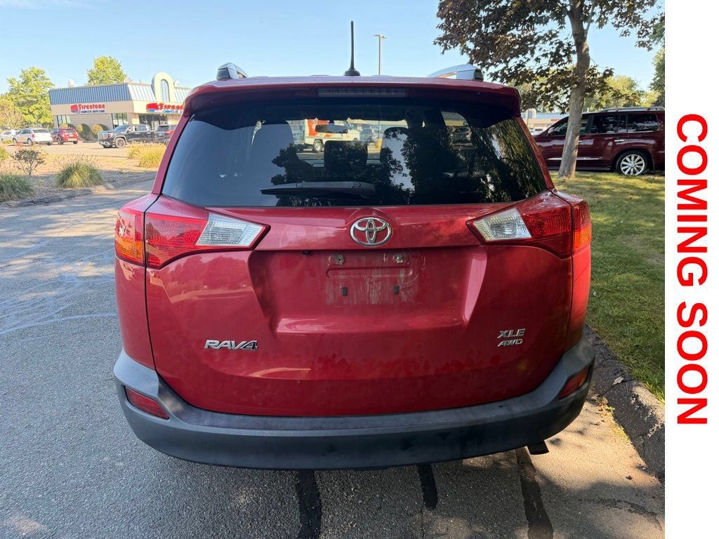 Used 2015 Toyota RAV4 XLE AWD/4WD image 8