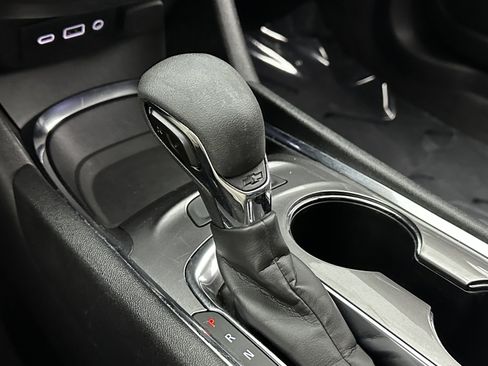 Used 2023 Chevrolet Malibu LT image 18