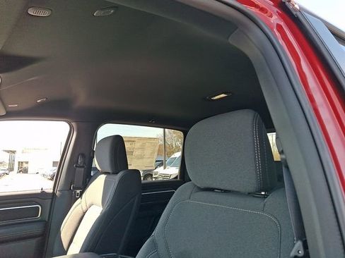 New 2026 RAM 1500 4x4 Crew Cab image 9