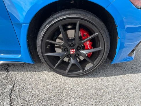 Used 2025 Honda Civic Type R image 12