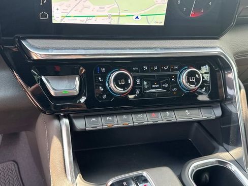 Certified 2026 GMC Sierra 1500 Denali AWD/4WD image 32