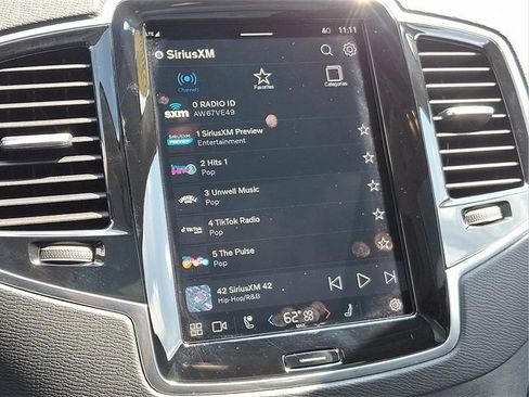 Certified 2024 Volvo XC90 B6 Plus image 16