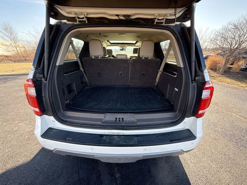 Used 2021 Ford Expedition Max XLT image 27