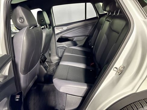 Certified 2023 Volkswagen ID.4 Pro S AWD/4WD image 22