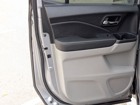 Used 2019 Honda Ridgeline RTL-E image 15