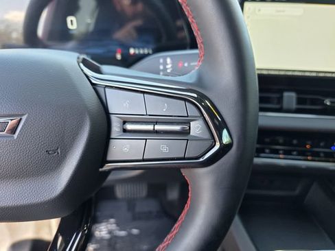 Used 2025 Chevrolet Equinox RS w/ Safety and Technology Package image 33