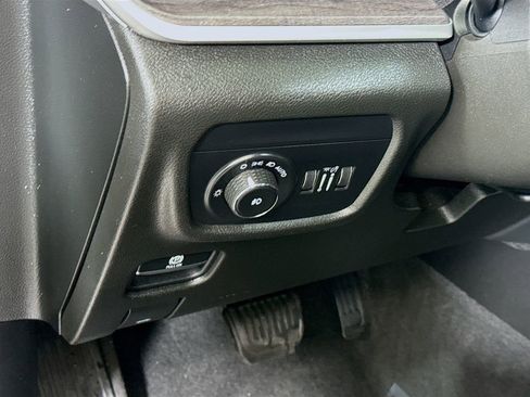 Used 2021 Jeep Grand Cherokee L Limited AWD/4WD image 21