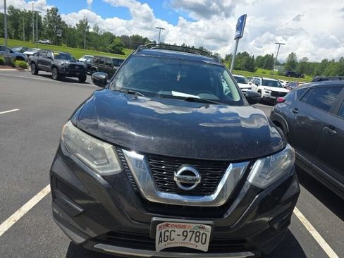 Used 2017 Nissan Rogue SV w/ Midnight Edition Package AWD/4WD image 2