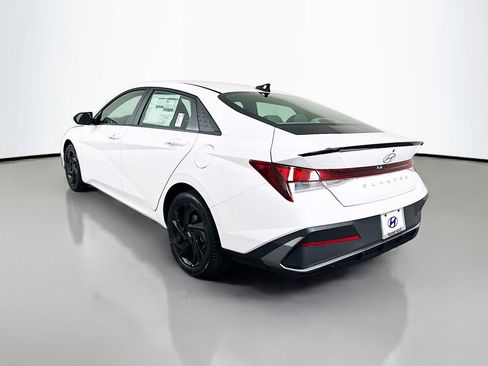 New 2026 Hyundai Elantra Sport image 7