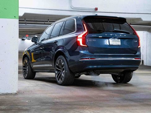 New 2026 Volvo XC90 T8 Ultra image 5
