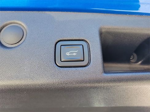 Used 2019 Chevrolet Equinox LT image 11