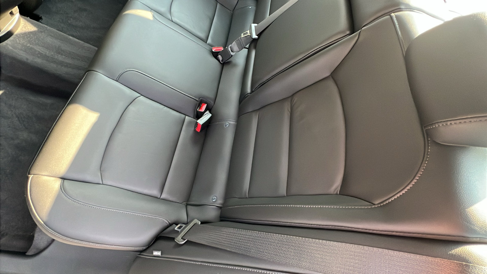 Used 2020 Chevrolet Malibu LT w/ Leather Package FWD image 16