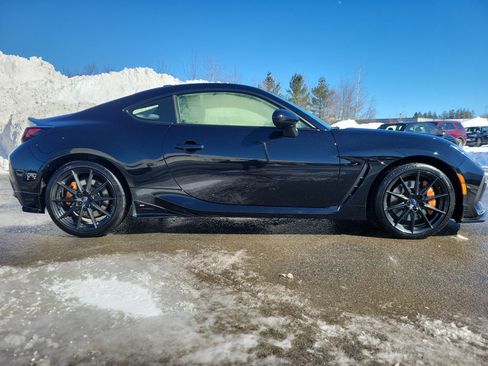 Used 2025 Subaru BRZ tS image 4
