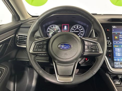 Used 2025 Subaru Outback Limited image 15