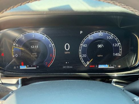 Used 2024 Jeep Wagoneer L Series II w/ Flexible Seating Group AWD/4WD image 24