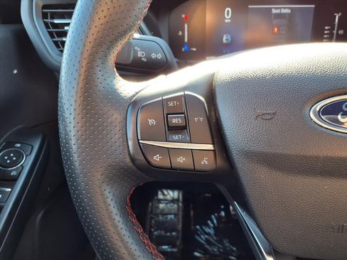 Certified 2024 Ford Escape ST-Line image 15