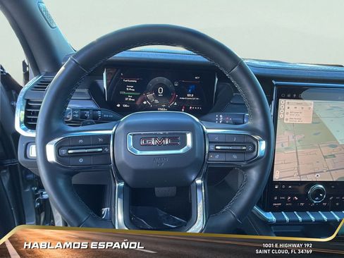 Used 2025 GMC Acadia Elevation image 19