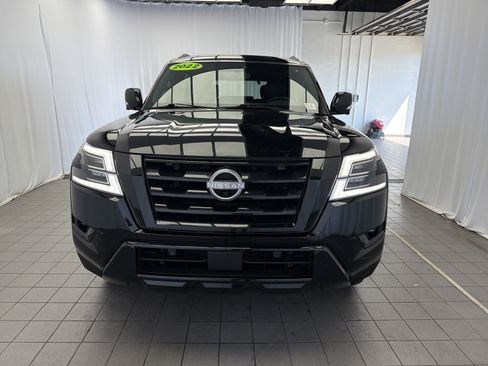 Used 2022 Nissan Armada SL w/ Midnight Edition Package RWD image 2
